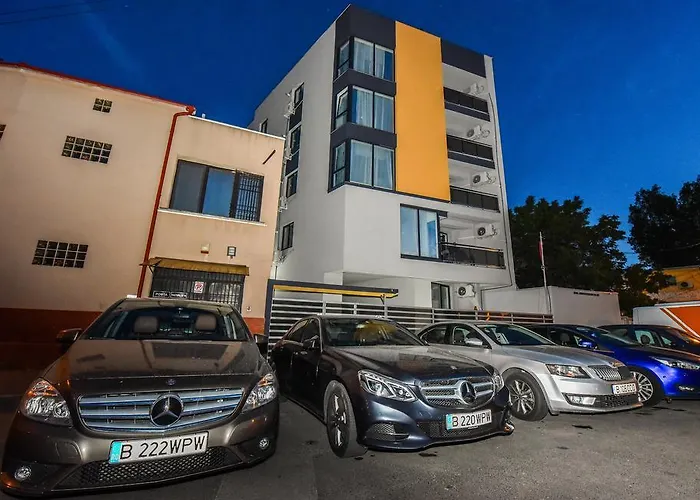 Pierre Cardin Deluxe With Terrace By Magniflex Apartment Bucharest