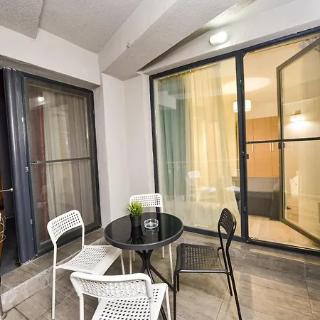 Pierre Cardin Deluxe With Terrace By Magniflex