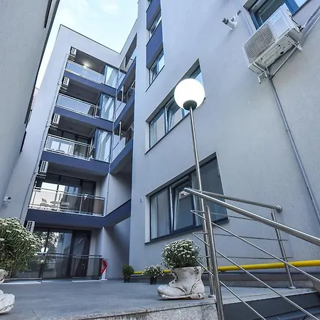 Pierre Cardin Deluxe With Terrace By Magniflex