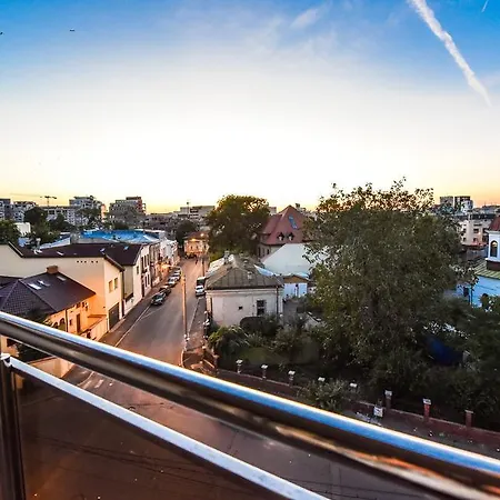 Pierre Cardin Deluxe With Terrace By Magniflex Boekarest