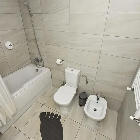 Pierre Cardin Deluxe With Terrace By Magniflex Apartment *