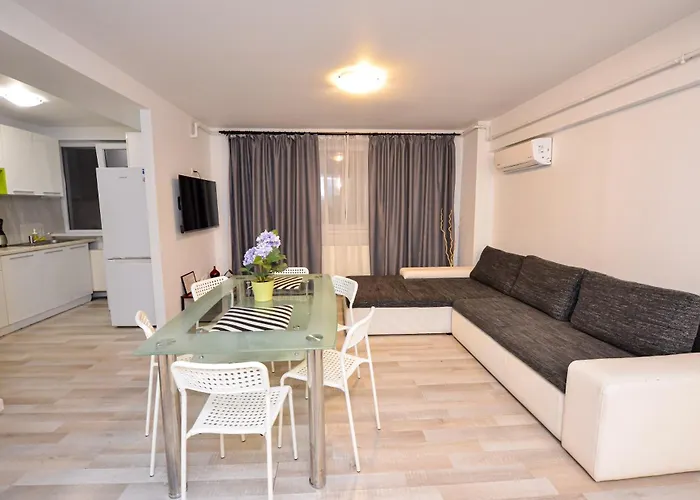 Pierre Cardin Deluxe With Terrace By Magniflex *