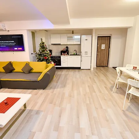 Pierre Cardin Deluxe With Terrace By Magniflex Bucharest