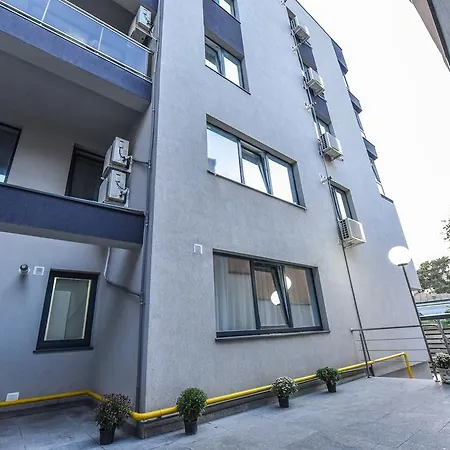 Pierre Cardin Deluxe With Terrace By Magniflex *