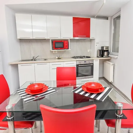 Pierre Cardin Deluxe With Terrace By Magniflex Apartment