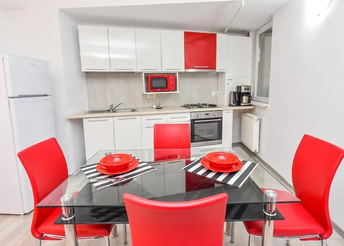 Pierre Cardin Deluxe With Terrace By Magniflex Apartment